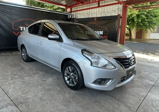 Carro Nissan Versa 2019 1.6 16V SL FlexStart (Flex)
