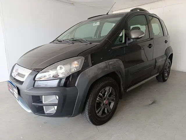 Carro Fiat Idea 2013 Adventure 1.8 16V E.TorQ (Flex)