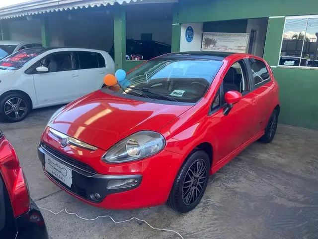 Carro Fiat Punto 2015 BlackMotion 1.8 16V (Flex)