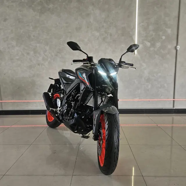 Moto Yamaha MT-03 2023 ABS