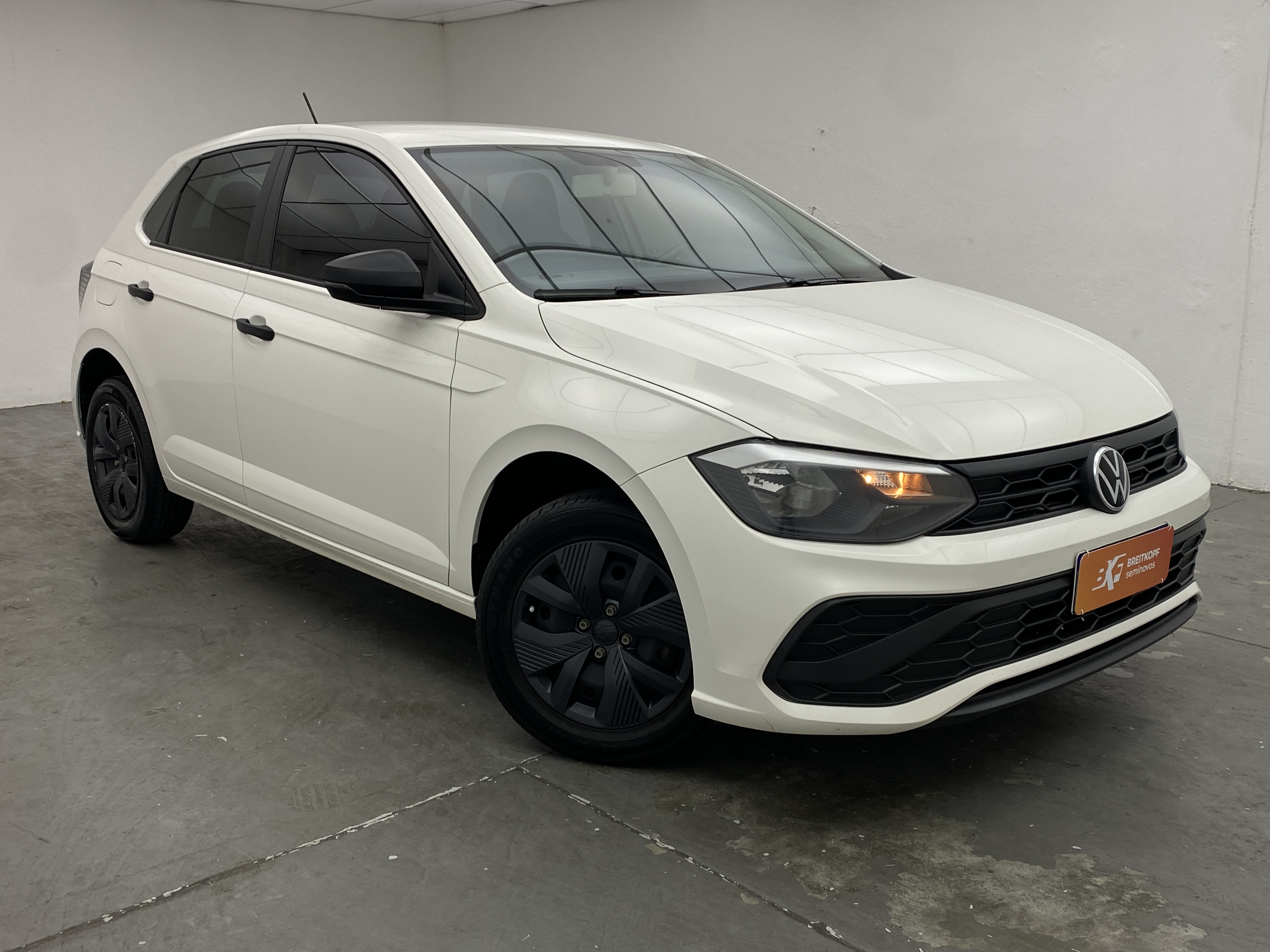 vw - volkswagen polo track 1.0 flex 12v 5p