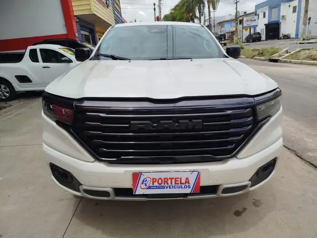 Carro Ram Rampage 2024 Laramie 2.0 Turbo
