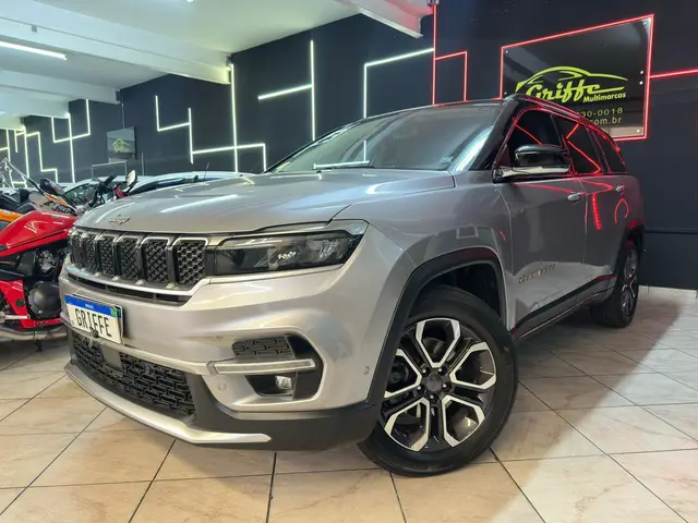Carro Jeep Commander 2023 Limited 1.3 T270