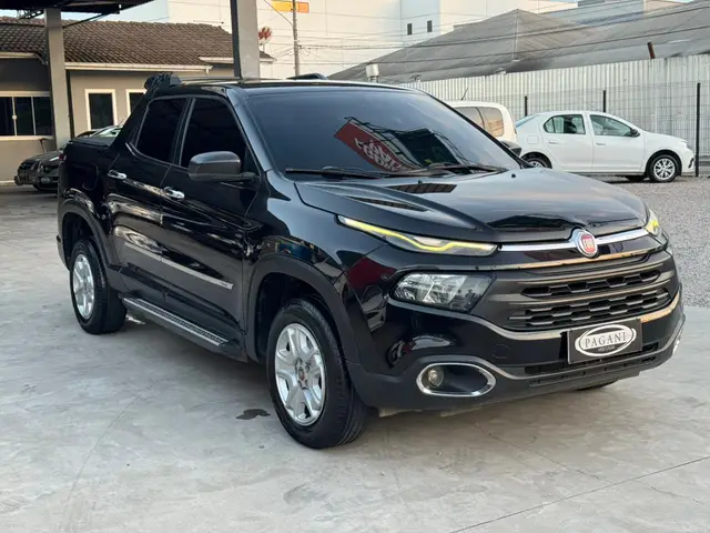 Carro Fiat Toro 2018 Freedom Road 1.8 16V Flex Aut.