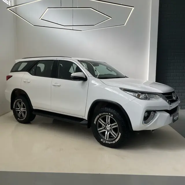 Carro Toyota SW4 2018 2.7 SR 5L 4x2 (Aut) (Flex)