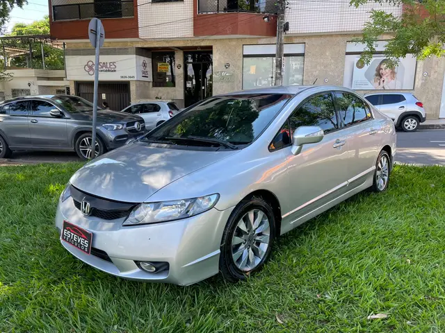 Carro Honda Civic 2011 New  LXL 1.8 i-VTEC (Couro) (Flex)
