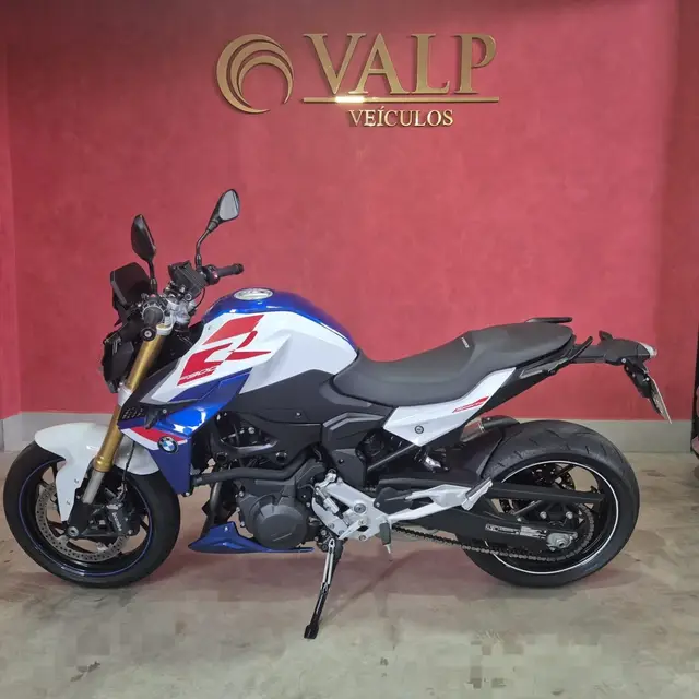 Moto BMW F 900 R 2024 Sport Plus