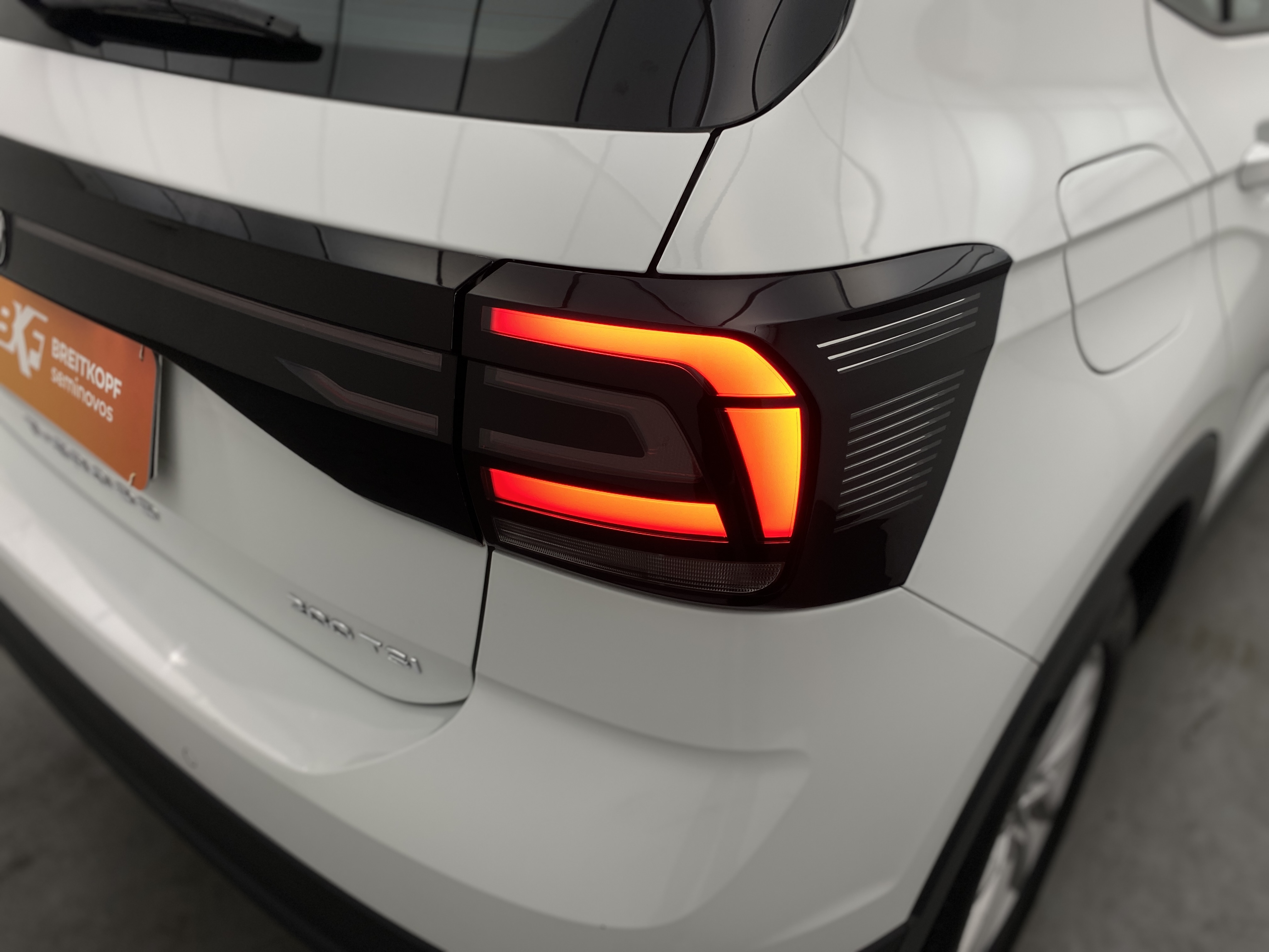 vw - volkswagen t-cross 1.0 200 tsi 12v (aut) (flex)