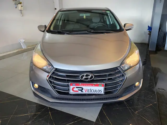 Carro Hyundai HB20S 2017 1.6 Comfort Plus (Flex)