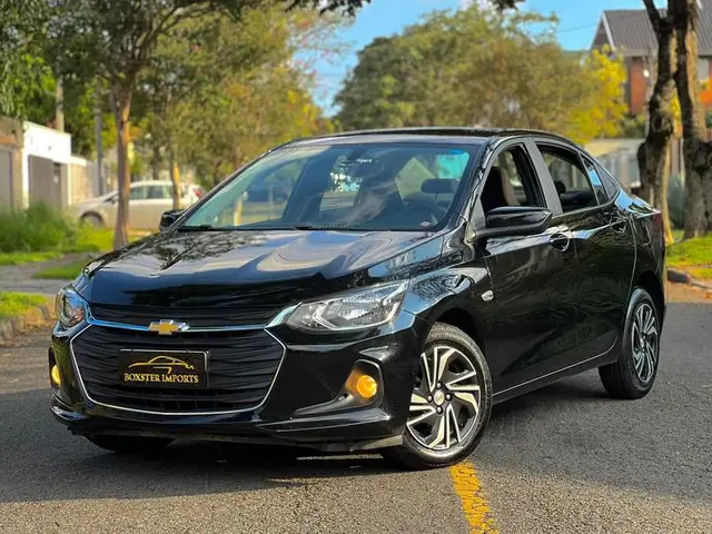 Carro Chevrolet Onix Plus 2024 LT 1.0