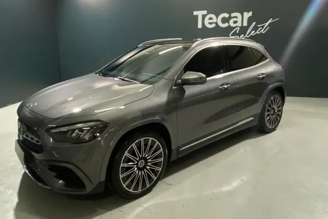 Carro Mercedes-Benz GLA 200 2025 AMG Line 1.3 Turbo (Aut)