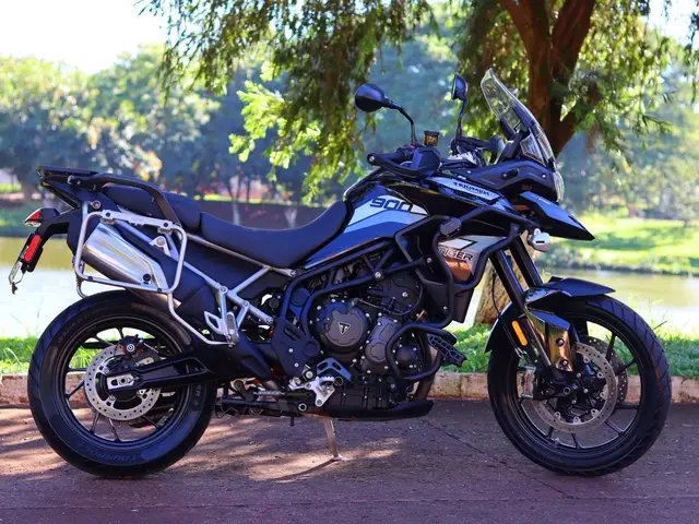 Moto Triumph Tiger 900 2023 GT Pro