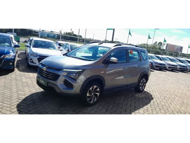Carro Chevrolet Spin 2025 Premier 1.8 (Aut.)