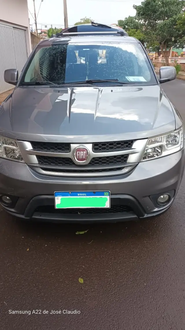 Carro Fiat Freemont 2013 2.4 16V Precision (Aut)