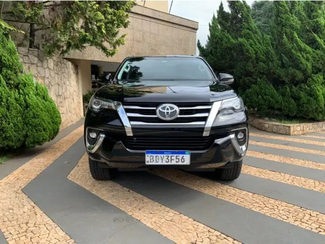 Toyota SW4 2.8 TDI SRX 5L 4x4 (Aut)