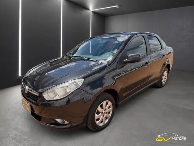 Carro Fiat Grand Siena 2014 Evo Attractive 1.4 8V (Flex)