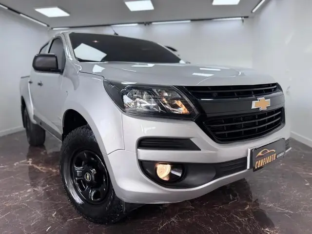 Carro Chevrolet S10 Cabine Dupla 2020 S10 2.8 CTDI LS 4WD (Cabine Dupla)