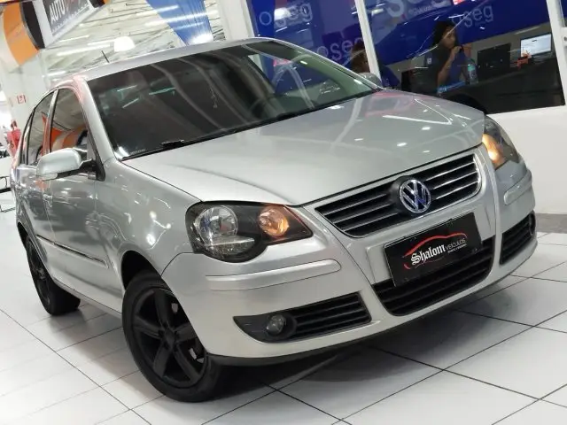 Carro Volkswagen Polo Sedan 2011 1.6 8V (Flex)