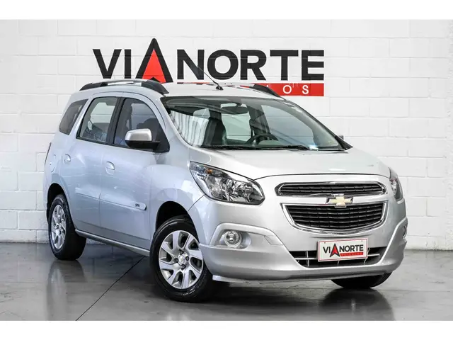 Carro Chevrolet Spin 2015 LTZ 7S 1.8 (Flex)