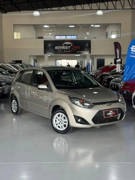 Carro Ford Fiesta Hatch 2013 1.6 (Flex)