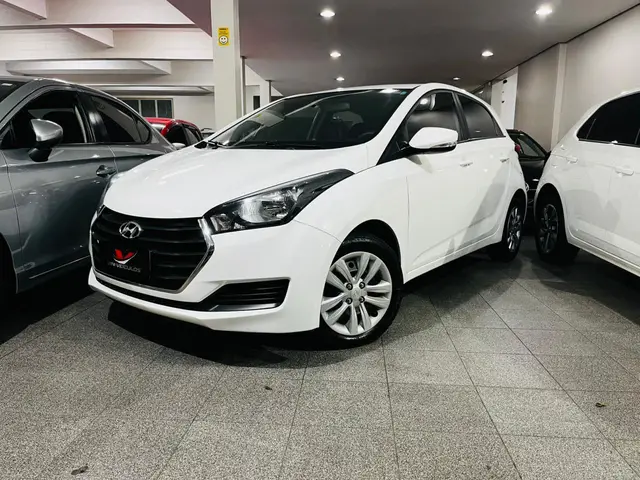 Carro Hyundai HB20 2018 1.6 Comfort Plus (Flex)