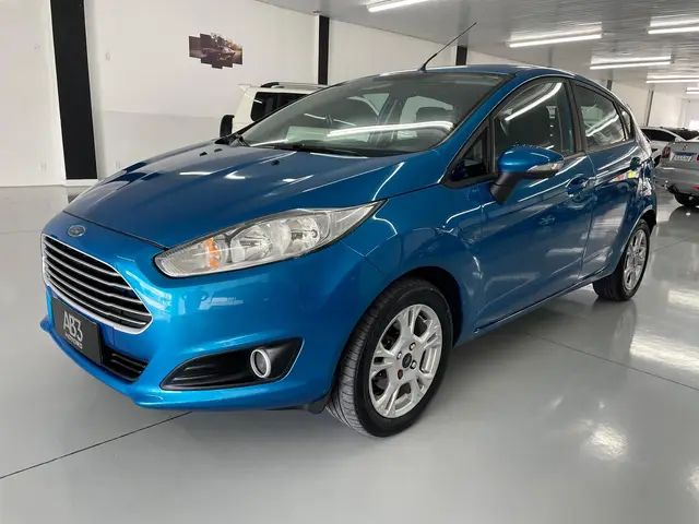 Carro Ford Fiesta Hatch 2014 1.6 (Aut.)