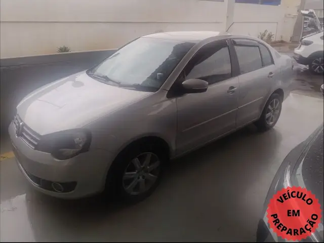Carro Volkswagen Polo Sedan 2012 Comfortline 1.6 8V (Flex)
