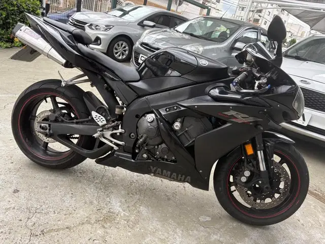 Moto Yamaha YZF R1 2006 1000