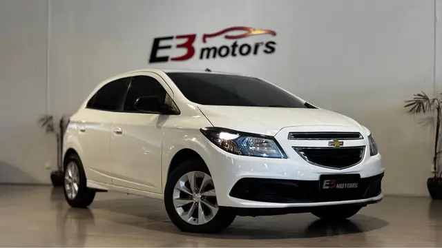 Carro Chevrolet Onix 2014 1.4 LT SPE/4