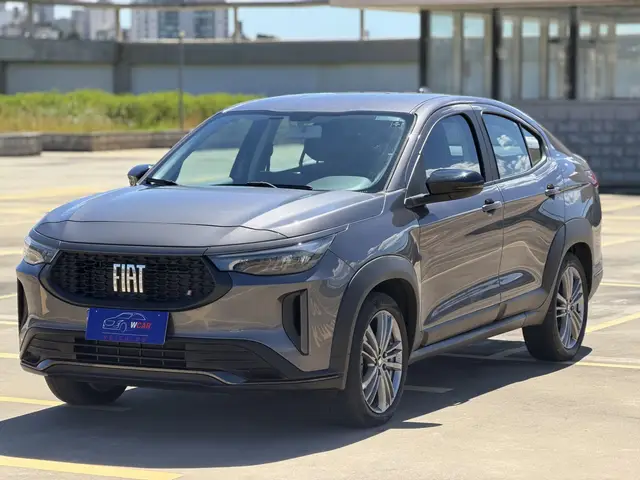 Carro Fiat Fastback 2024 Turbo 200