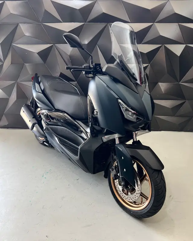 Moto Yamaha XMax 2024 ABS