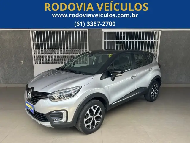 Carro Renault Captur 2018 Intense 1.6 16v SCe CVT (Flex)