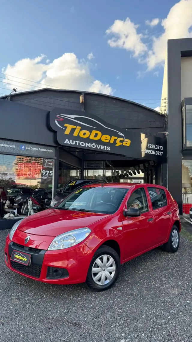 Carro Renault Sandero 2013 Authentique 1.0 16V (flex)