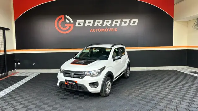 Carro Fiat Mobi 2024 Trekking 1.0