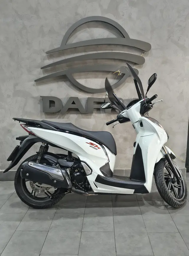 Moto Honda SH 300i 2020 Sport