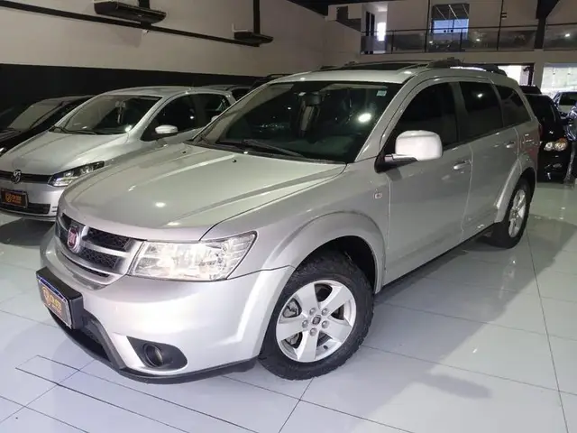 Carro Fiat Freemont 2012 2.4 16V Precision (Aut)