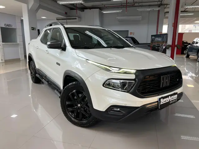 Carro Fiat Toro 2023 Ultra 2.0 TDI 4x4 (Aut)