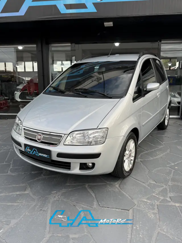 Carro Fiat Idea 2010 ELX 1.4 (Flex)