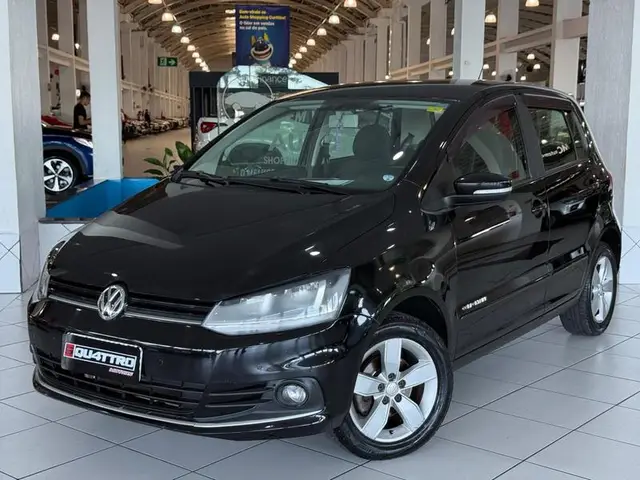 Carro Volkswagen Fox 2017 1.0 MPI Comfortline (Flex)