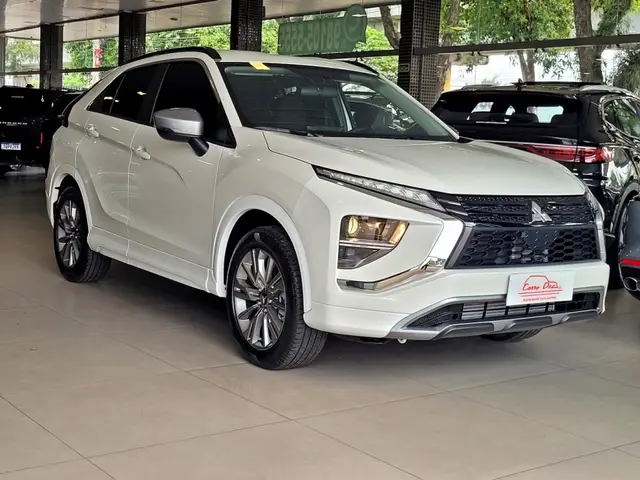 Carro Mitsubishi Eclipse Cross 2026 Rush