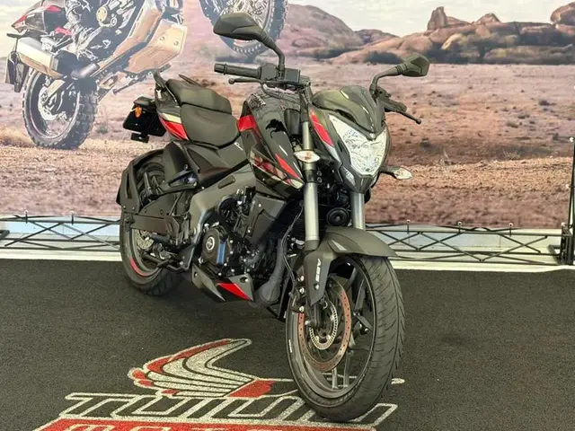 Moto Bajaj Dominar 200 2025 DOMINAR 200