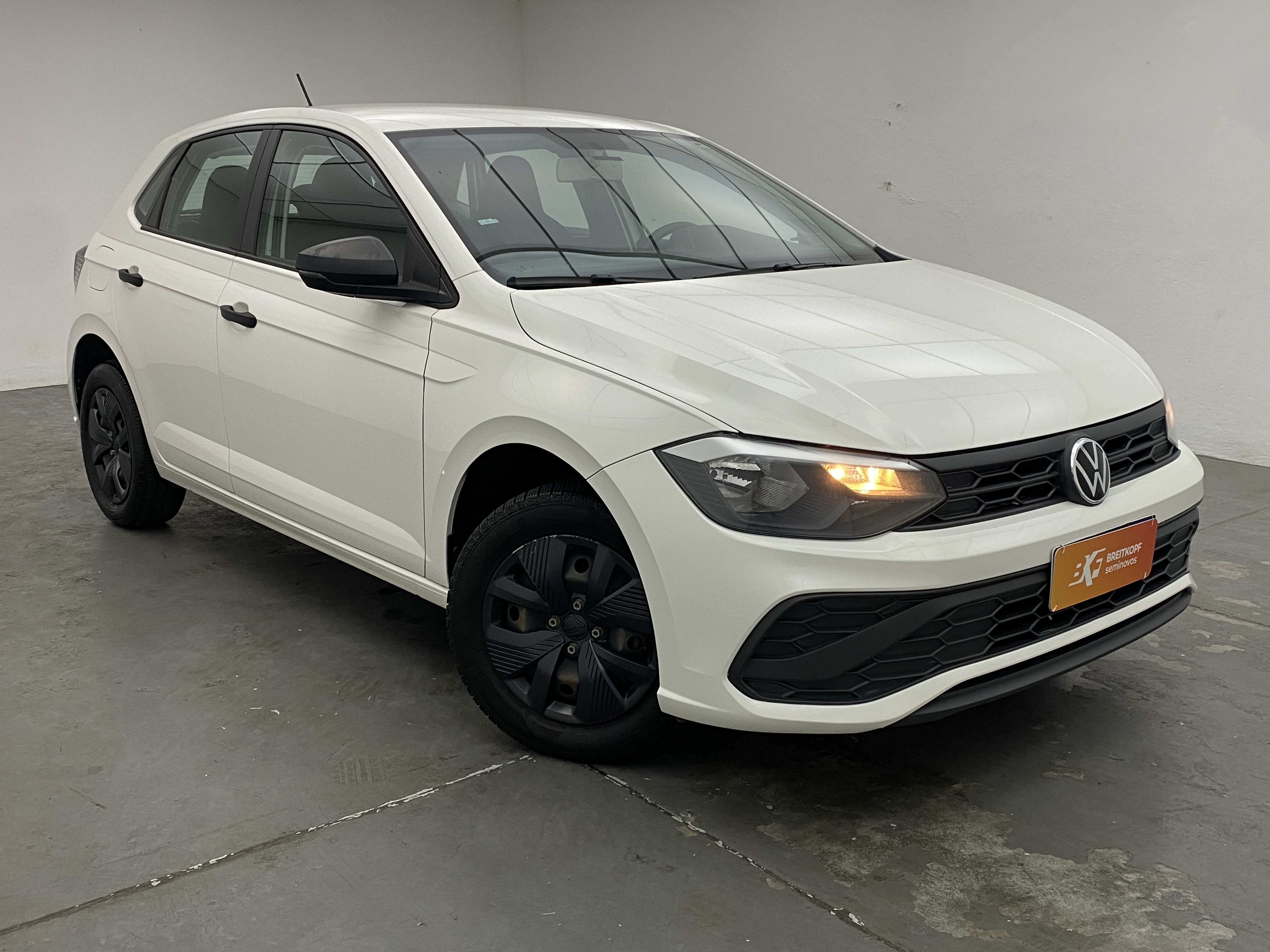 vw - volkswagen polo track 1.0 flex 12v 5p