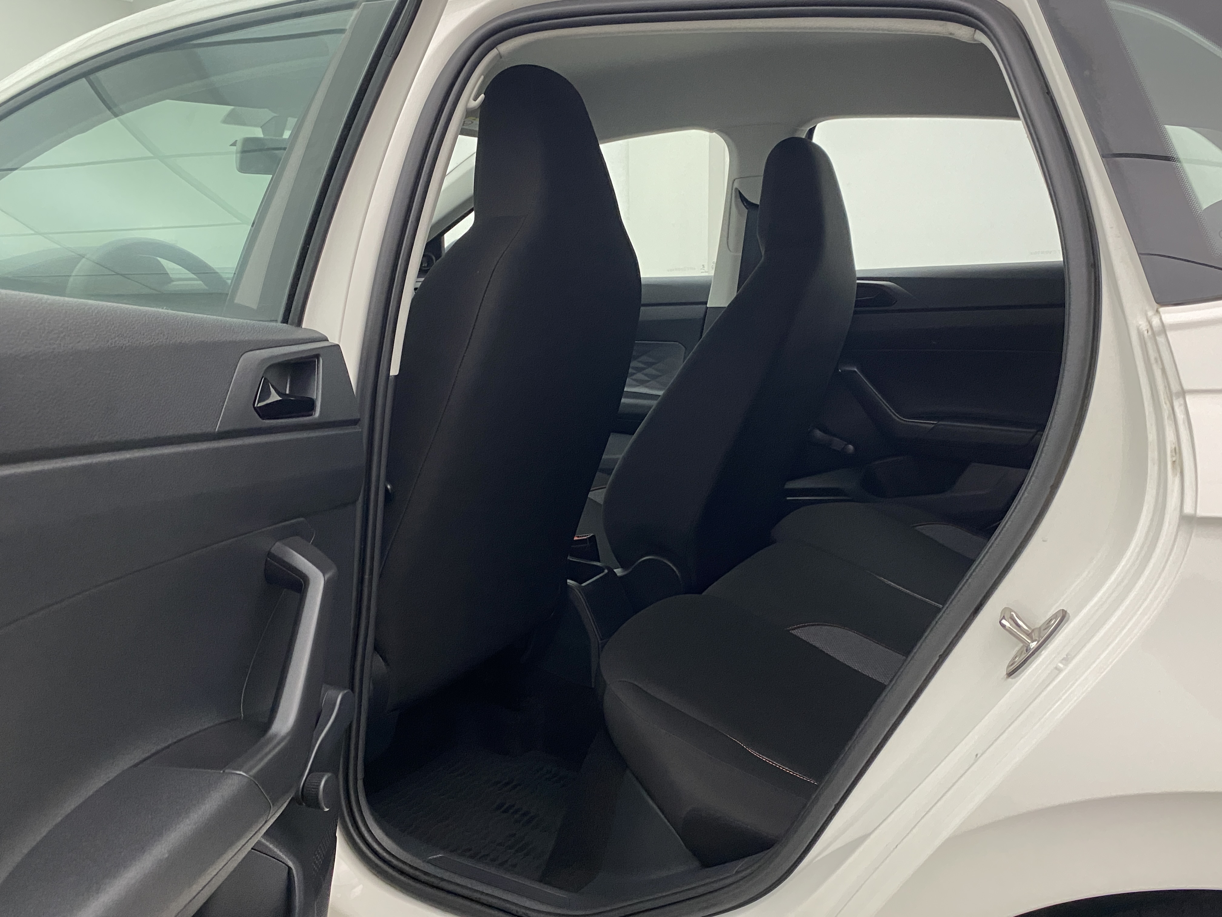 vw - volkswagen polo track 1.0 flex 12v 5p