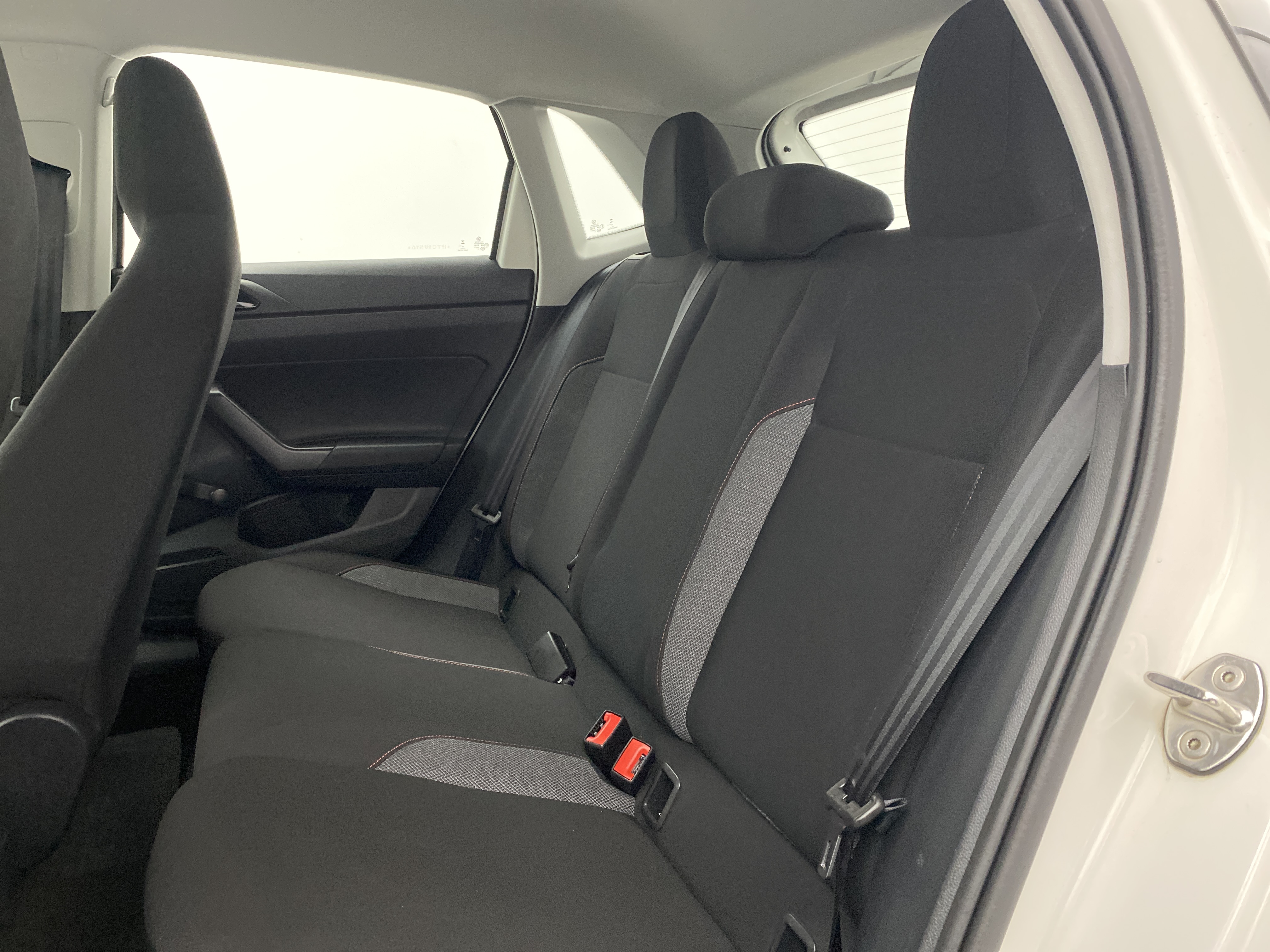 vw - volkswagen polo track 1.0 flex 12v 5p