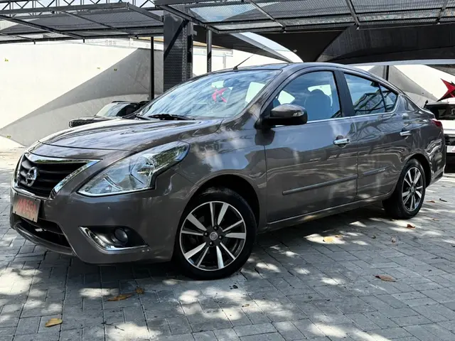 Carro Nissan Versa 2018 1.6 16V SL FlexStart CVT (Flex)