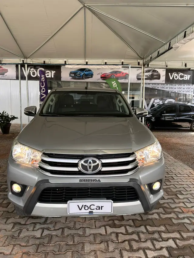 Carro Toyota Hilux Cabine Dupla 2017 Hilux 2.8 TDI SRV CD 4x4 (Aut)