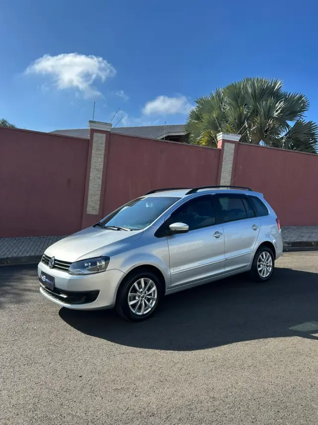 Carro Volkswagen SpaceFox 2013 1.6 8V Trend (Flex)
