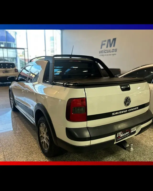 Carro Volkswagen Saveiro 2015 Cross 1.6 16v MSI CD (Flex)