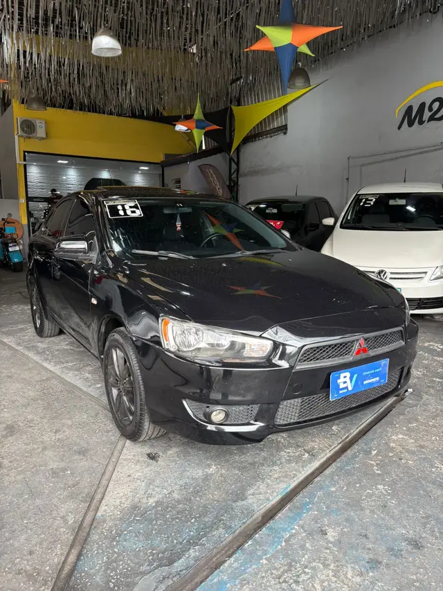Carro Mitsubishi Lancer 2016 2.0 16V HLE CVT