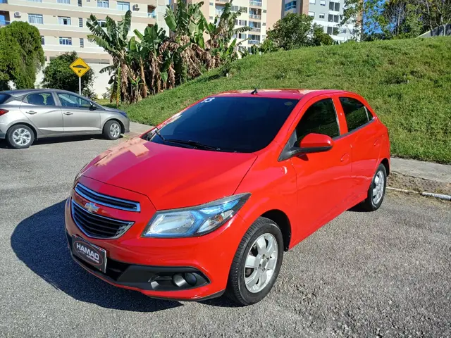 Carro Chevrolet Onix 2013 1.0 LT SPE/4